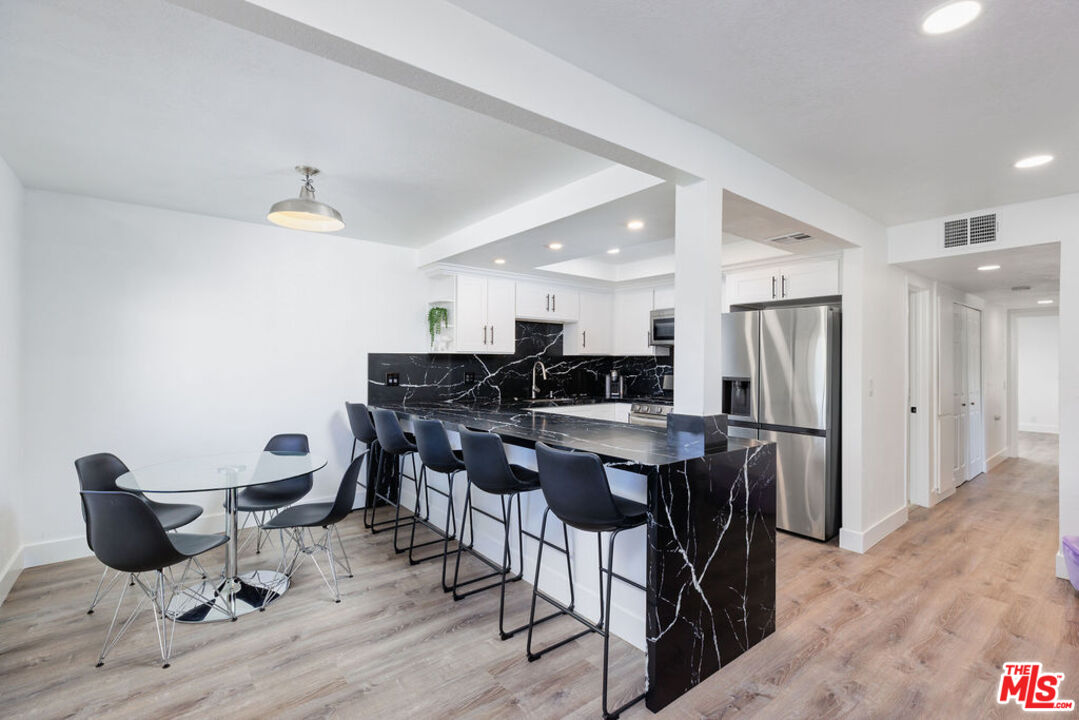 Image 5 for 333 W Mariscal Rd