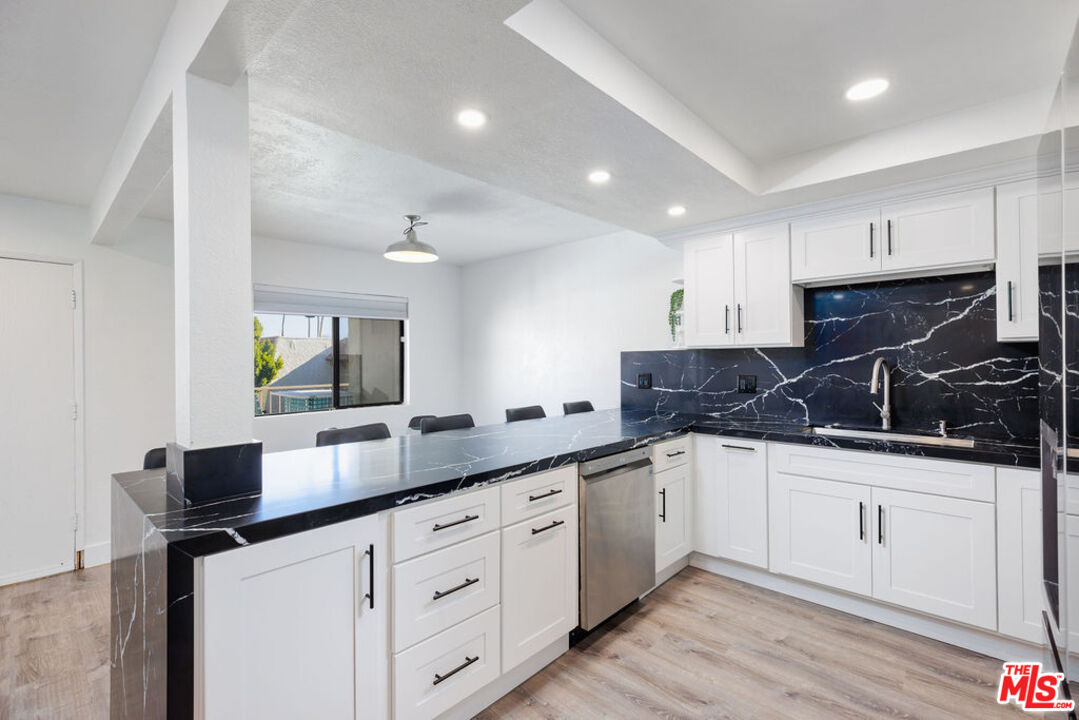 Image 2 for 333 W Mariscal Rd