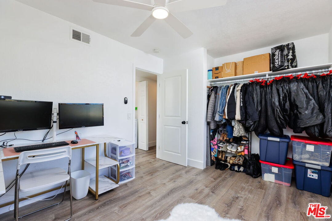 Image 20 for 333 W Mariscal Rd