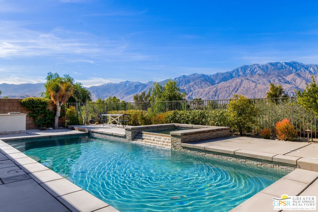 Image Number 1 for 799   Spaulding Ln in Palm Springs