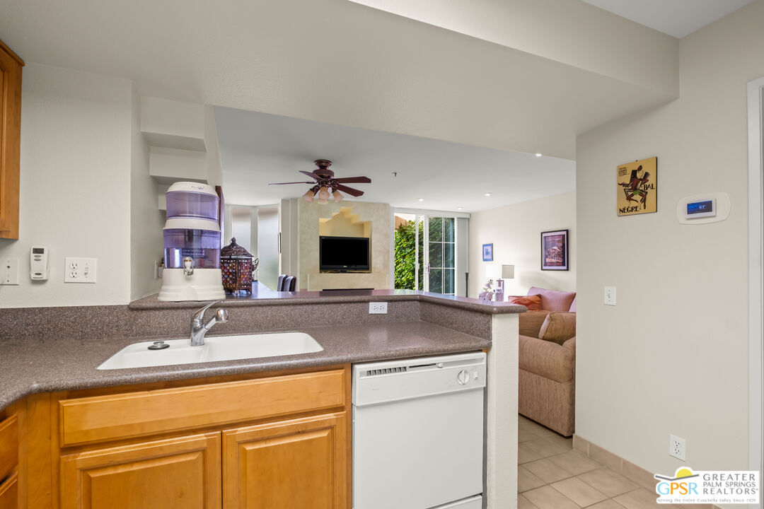 Image 16 for 1555 Chaparral Rd #105