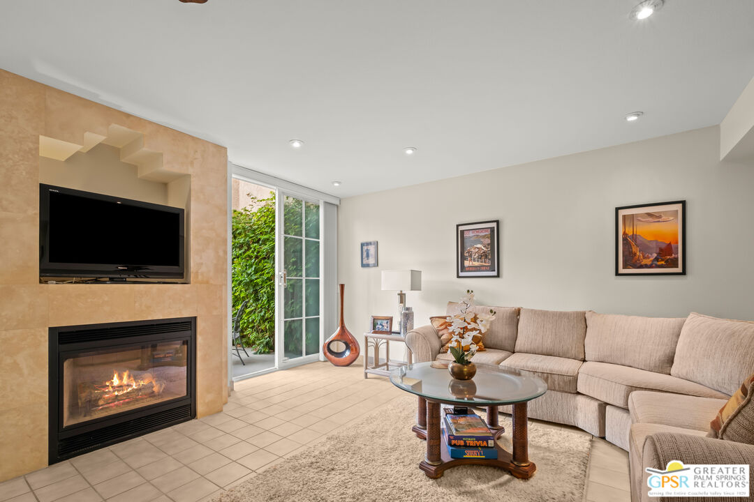 Image 9 for 1555 Chaparral Rd #105