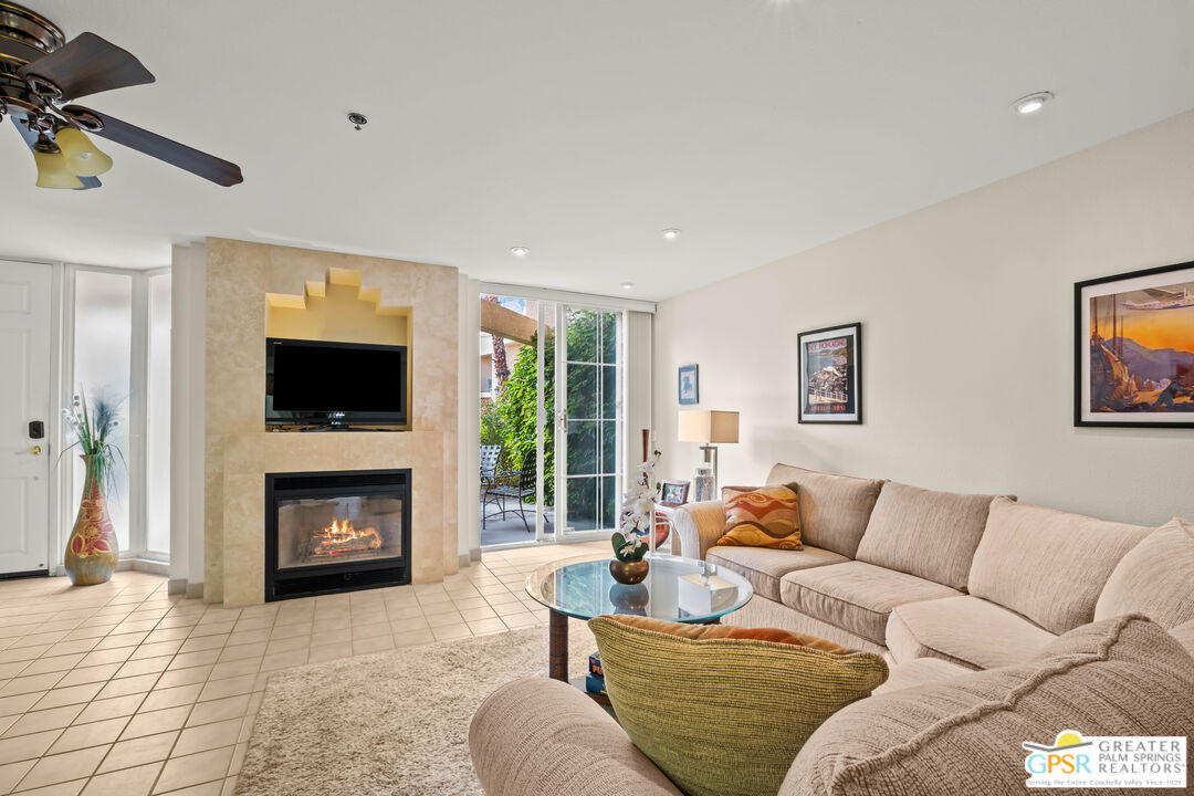 Image 11 for 1555 Chaparral Rd #105