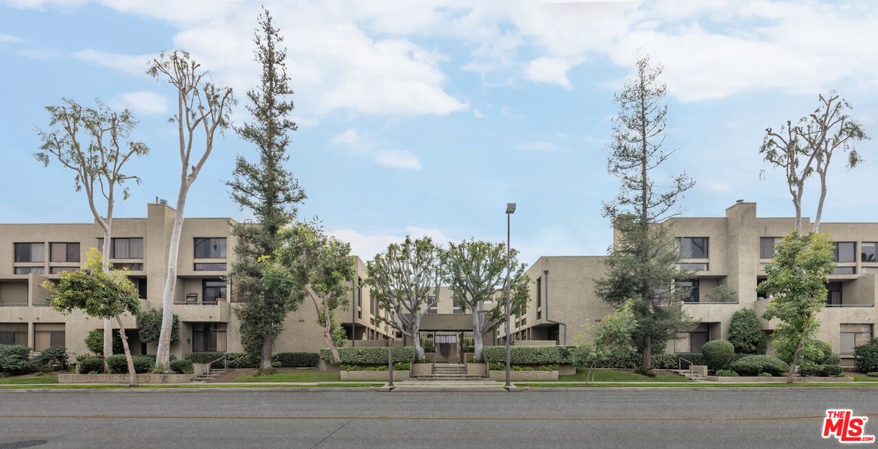 Thumbnail for 484 E California Blvd #36