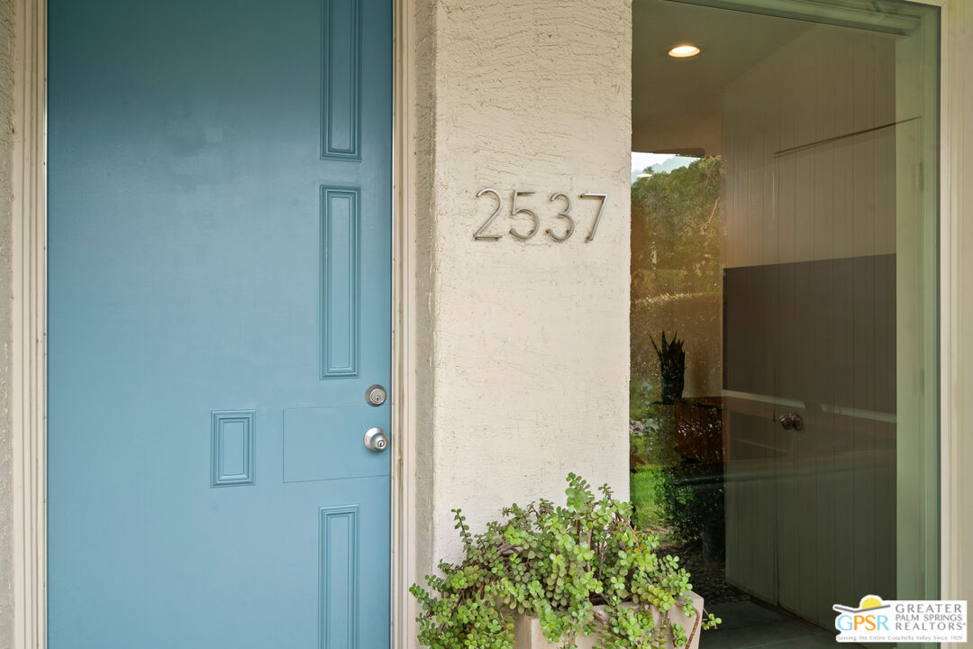 Image 3 for 2537 Whitewater Club Dr #D