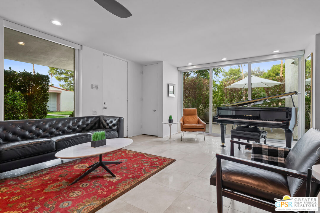 Image 10 for 2537 Whitewater Club Dr #D