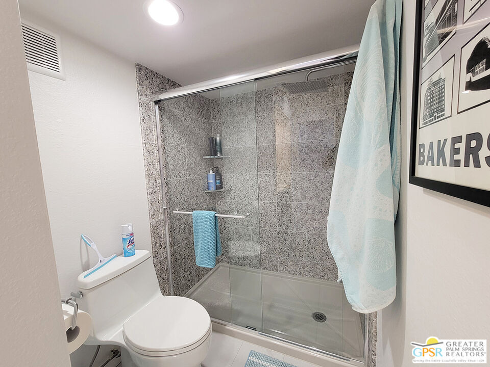 Image 37 for 1655 Palm Canyon Dr #810
