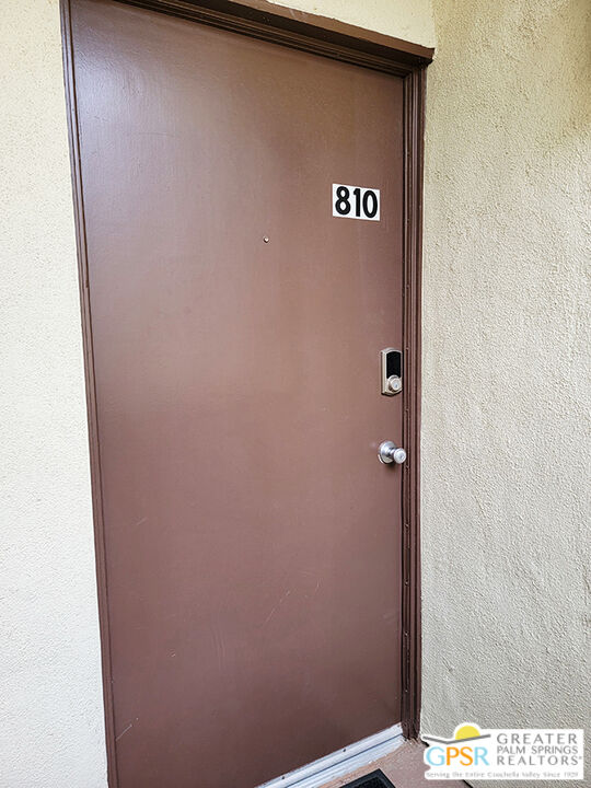 Image 9 for 1655 Palm Canyon Dr #810