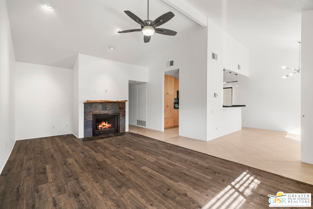 Image 10 for 2104  N Sunshine Cir