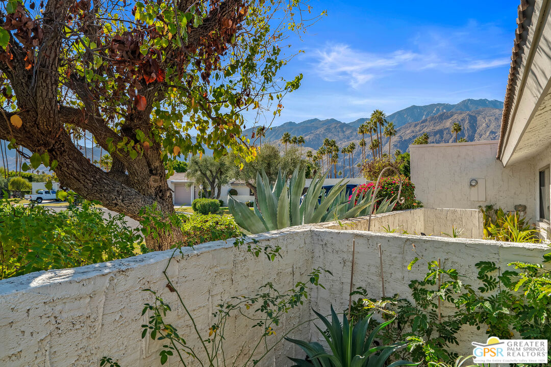 Image 6 for 2104  N Sunshine Cir