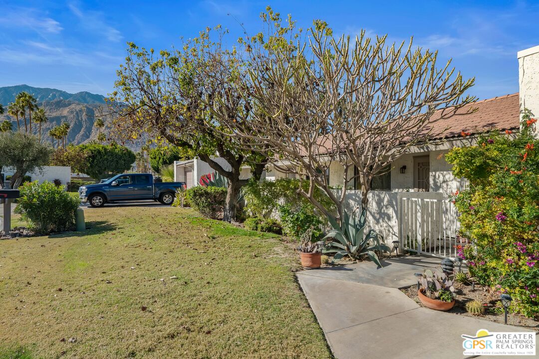 Image 3 for 2104  N Sunshine Cir