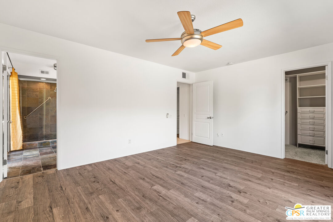 Image 30 for 2104  N Sunshine Cir