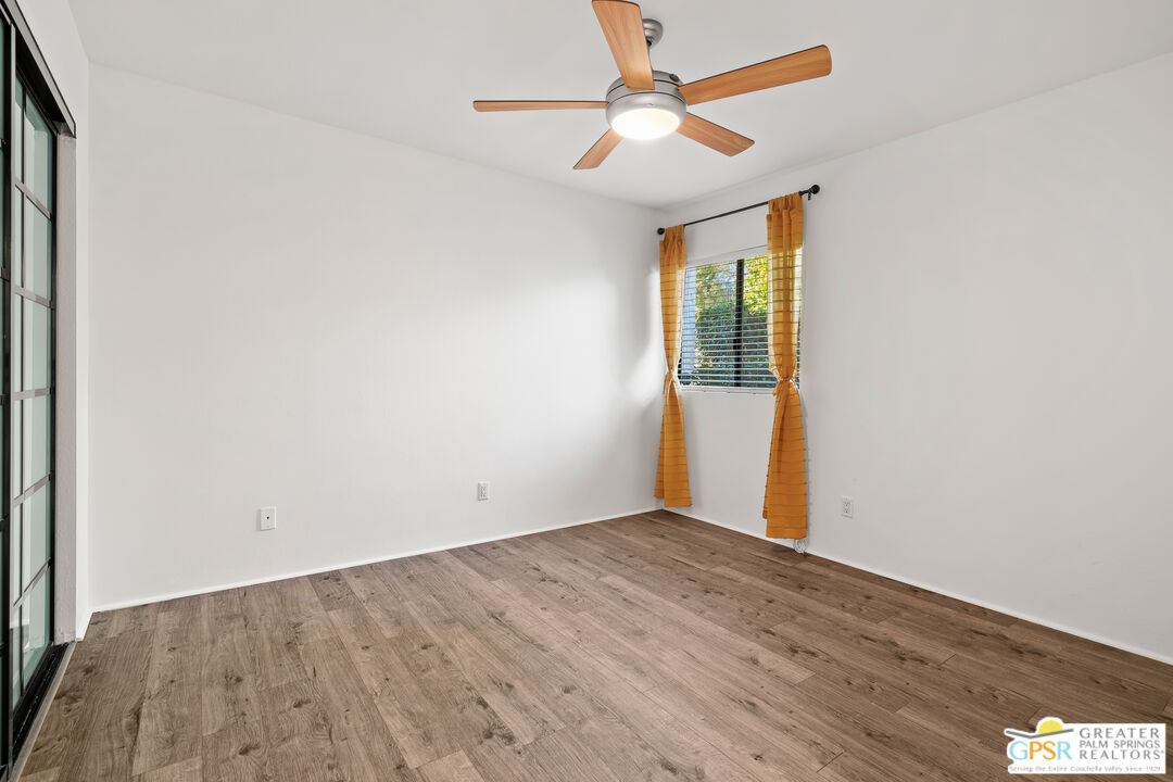 Image 29 for 2104  N Sunshine Cir