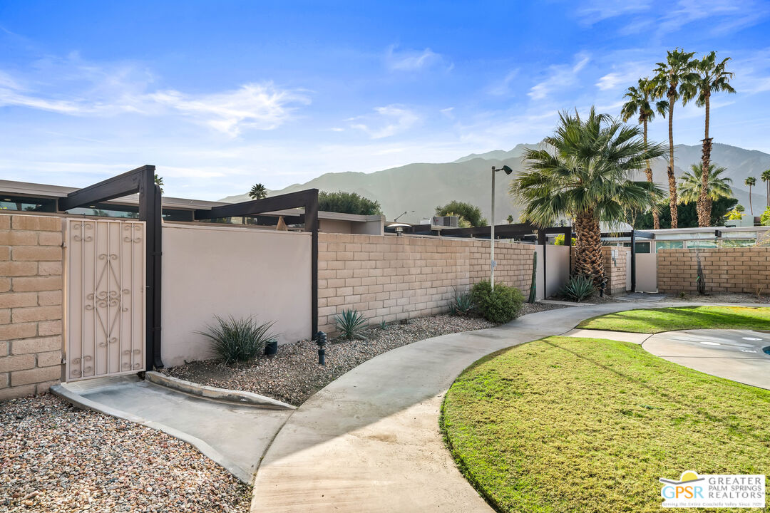 Image 41 for 660  E Vista Chino