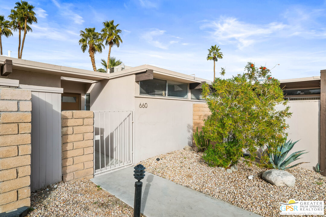 Image 3 for 660  E Vista Chino