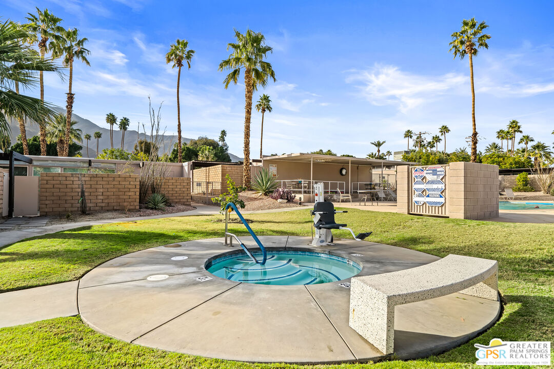 Image 43 for 660  E Vista Chino