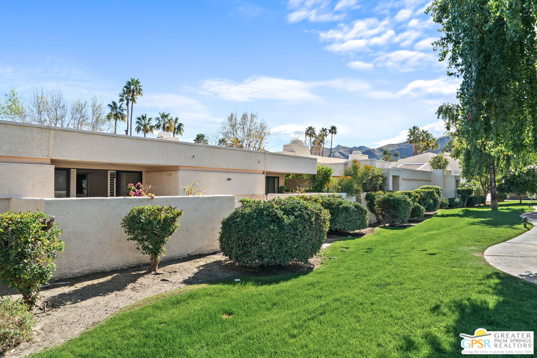 Image 40 for 1521 S Cerritos Dr