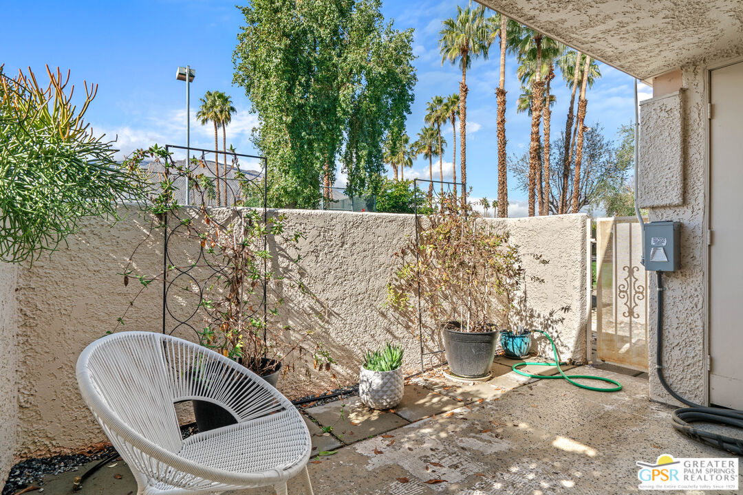 Image 39 for 1521 S Cerritos Dr