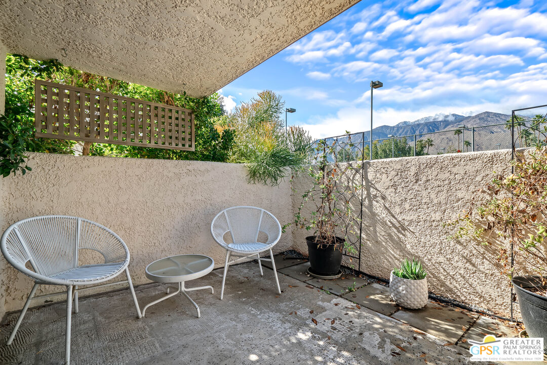 Image 38 for 1521 S Cerritos Dr
