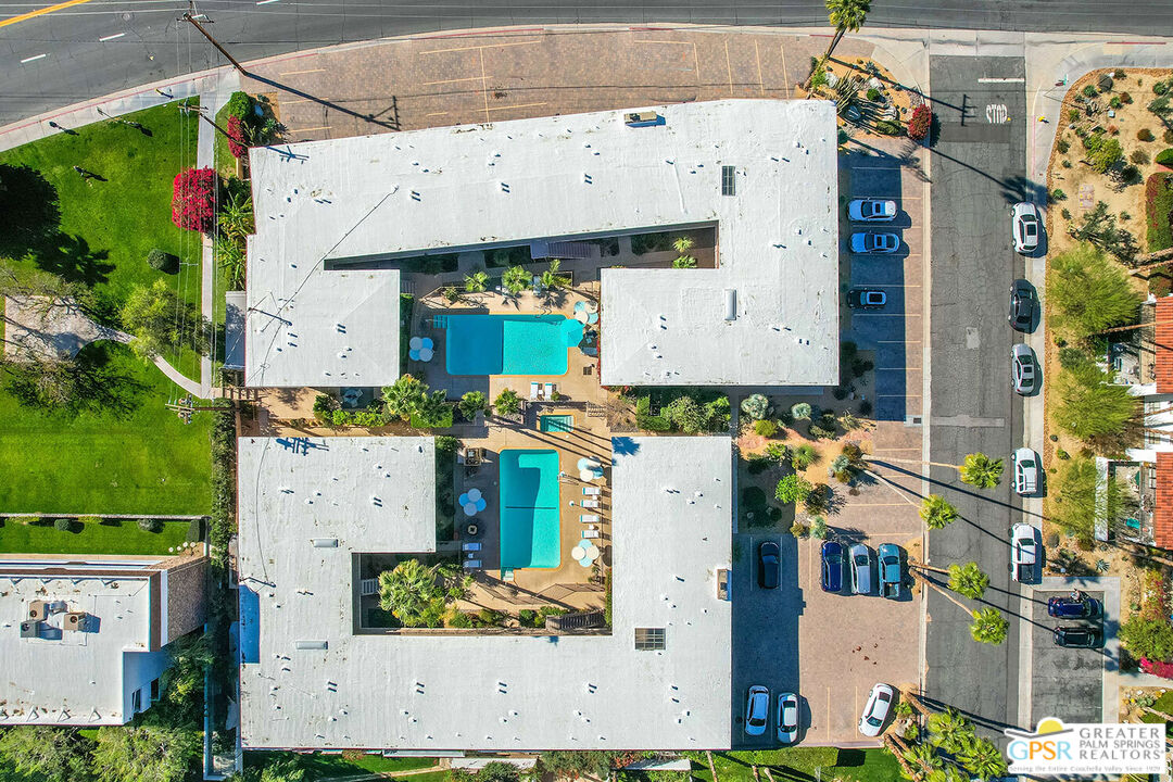 Image 32 for 2290 Palm Canyon Dr #14