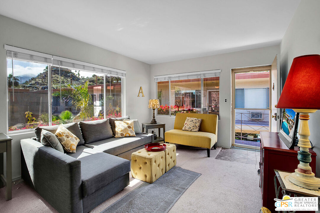 Image 8 for 2290 Palm Canyon Dr #14