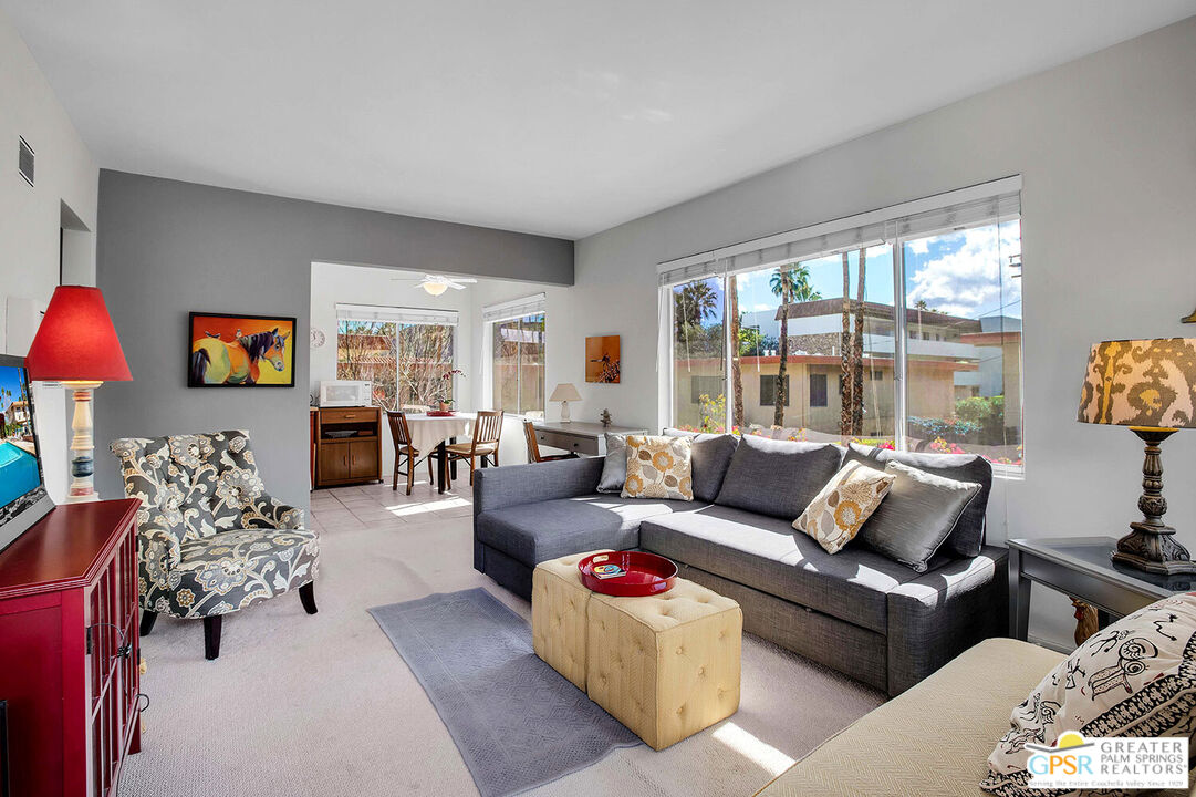 Image 6 for 2290 Palm Canyon Dr #14