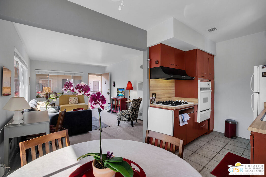 Image 13 for 2290 Palm Canyon Dr #14