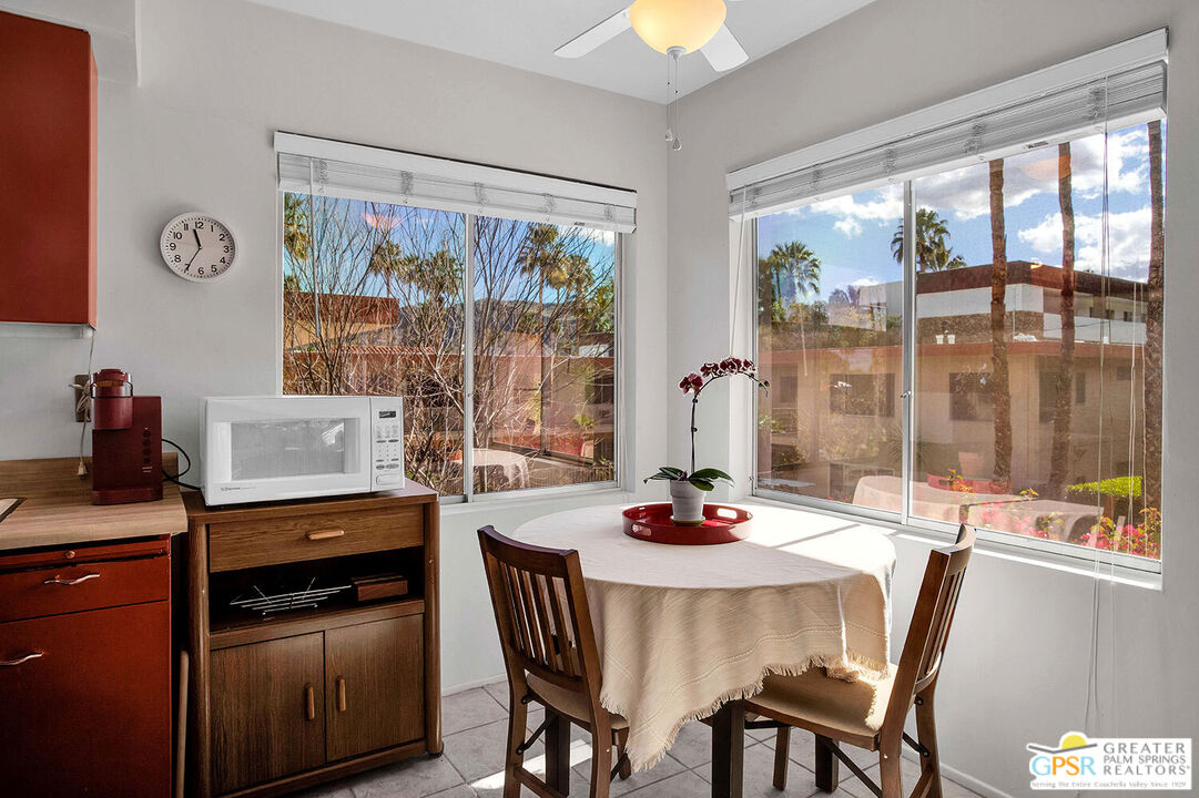 Image 11 for 2290 Palm Canyon Dr #14