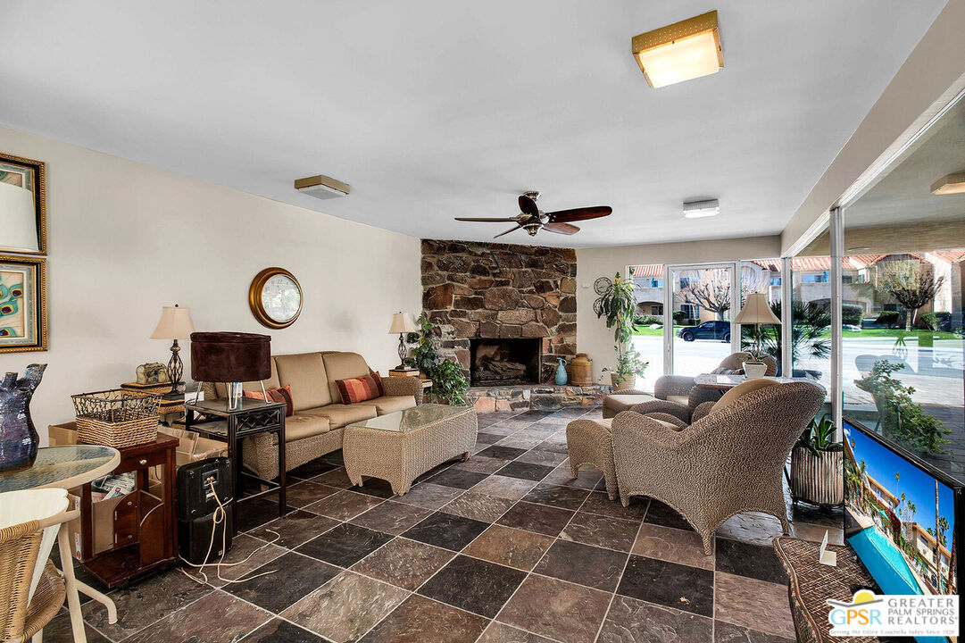 Image 28 for 2290 Palm Canyon Dr #14