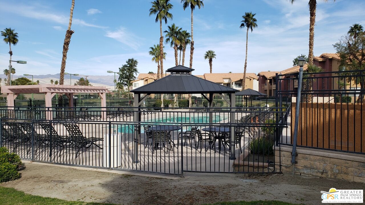 Image 19 for 78650 Avenue 42  #1414