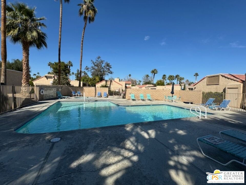 Image 13 for 70100 Mirage Cove Dr #7