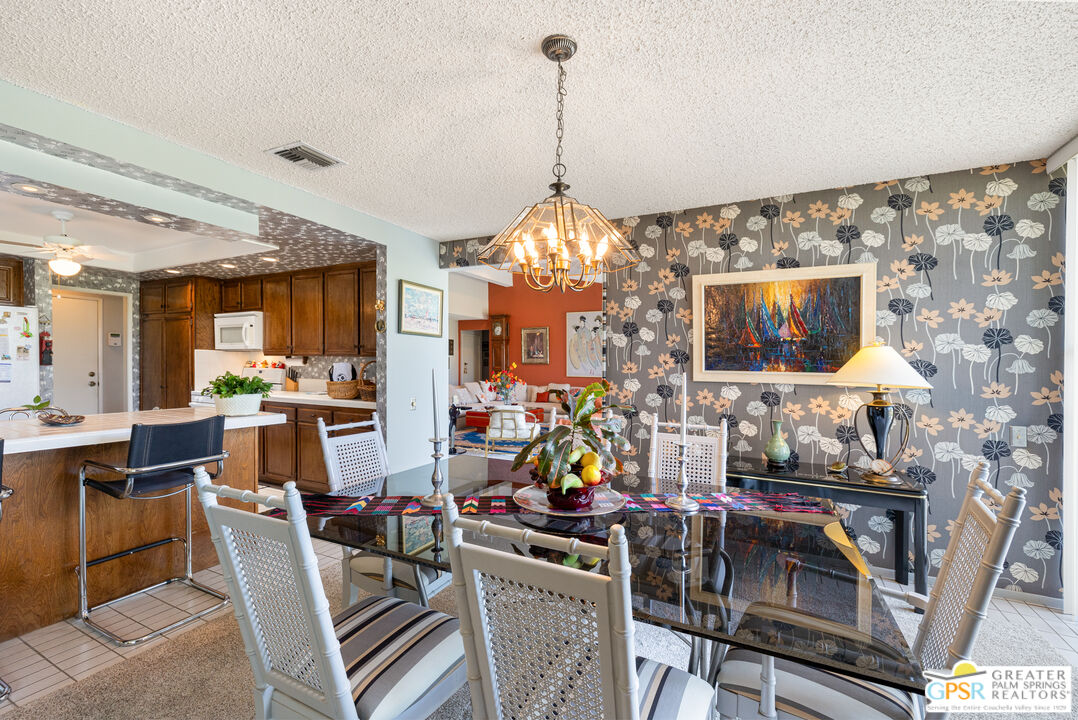 Image 9 for 72390   Rodeo Way