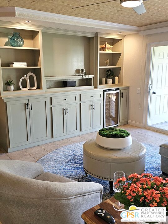 Image 4 for 1655 Palm Canyon Dr #601