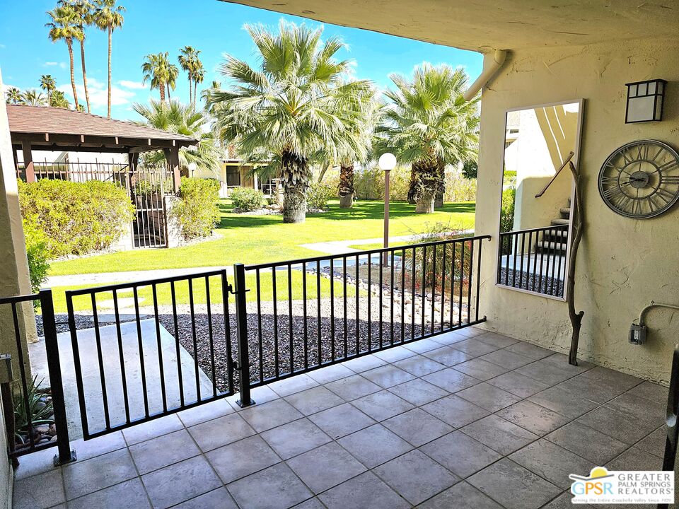 Image 10 for 1655 Palm Canyon Dr #601