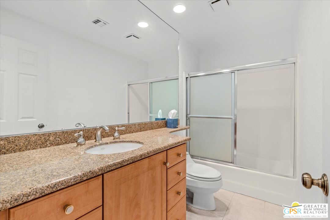 Image 21 for 2701 Mesquite Ave #C16