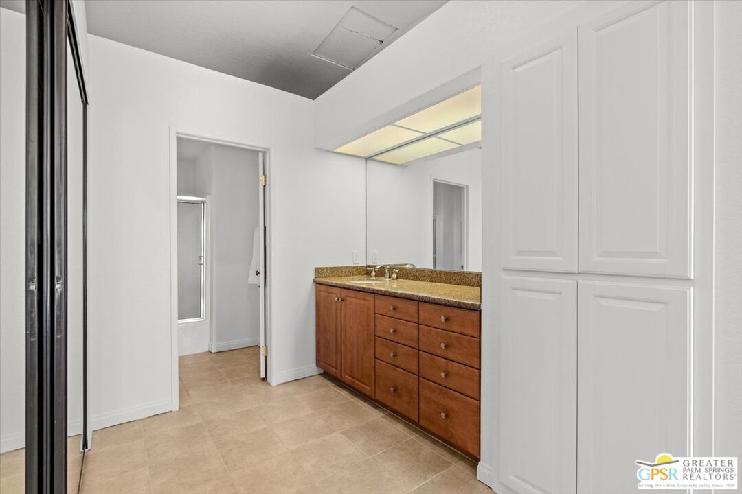Image 16 for 2701 Mesquite Ave #C16