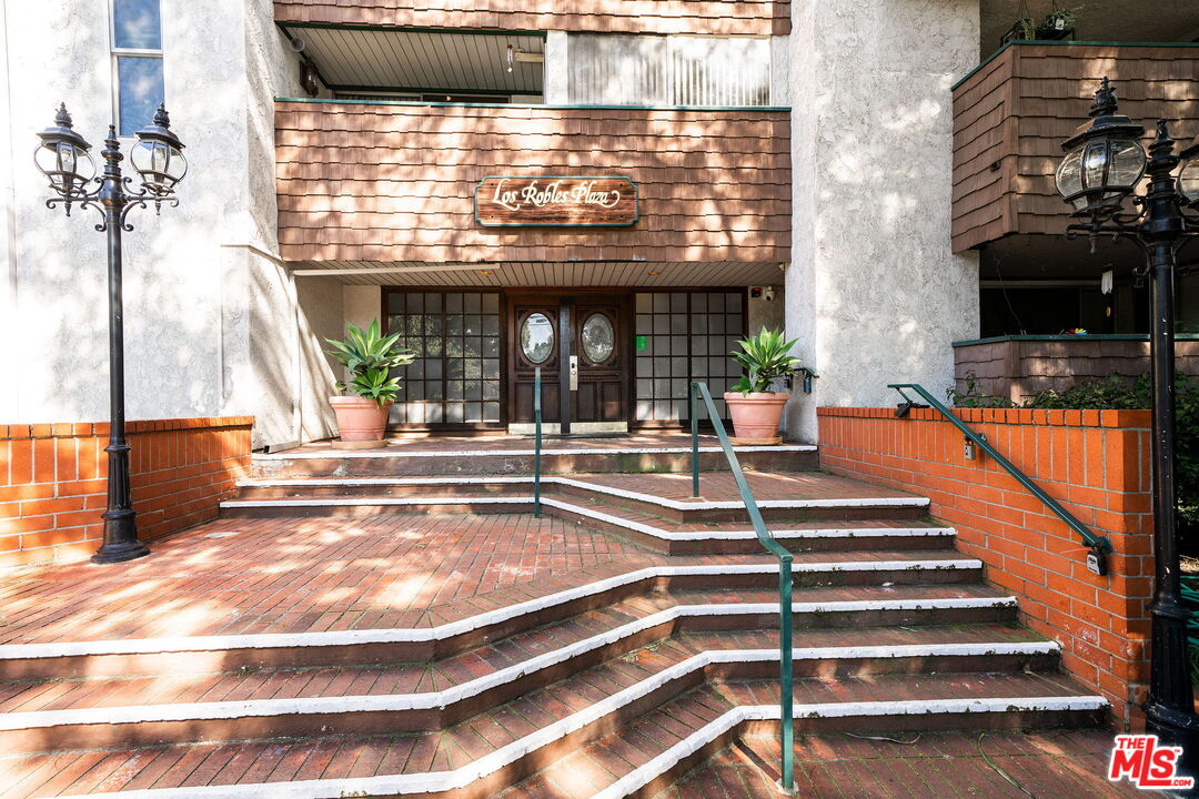Thumbnail for 360 S Euclid Ave #234