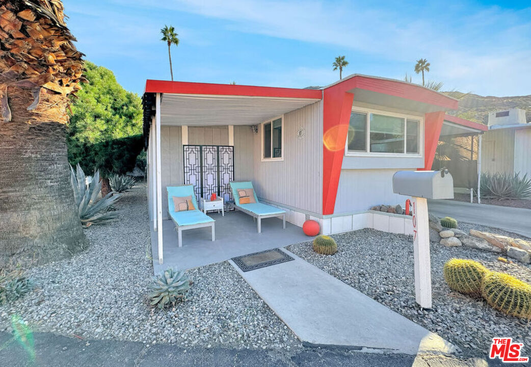 Image Number 1 for 107  Santa Paula Dr in Palm Springs