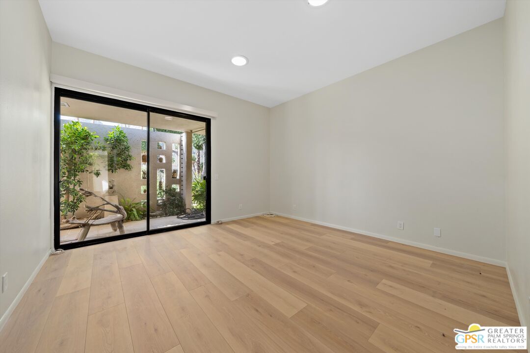 Image 36 for 76975 Sandpiper Dr