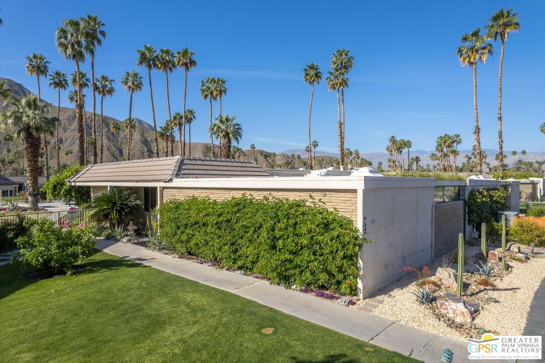 Image 45 for 76975 Sandpiper Dr