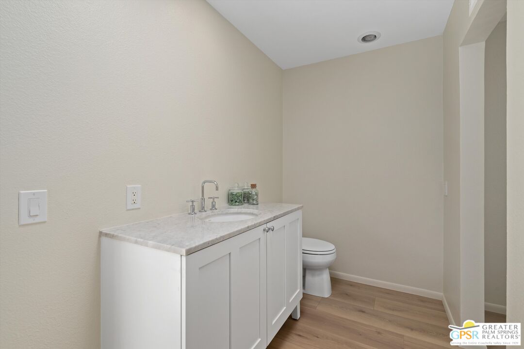 Image 34 for 76975 Sandpiper Dr