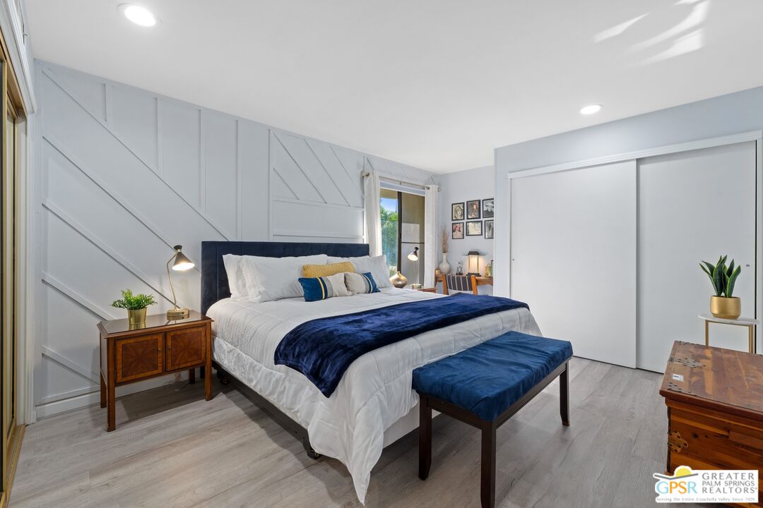 Image 9 for 1655 Palm Canyon Dr #701
