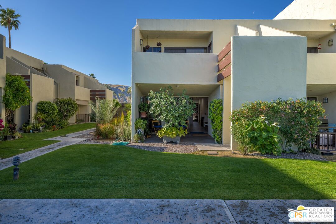 Image 16 for 1655 Palm Canyon Dr #701