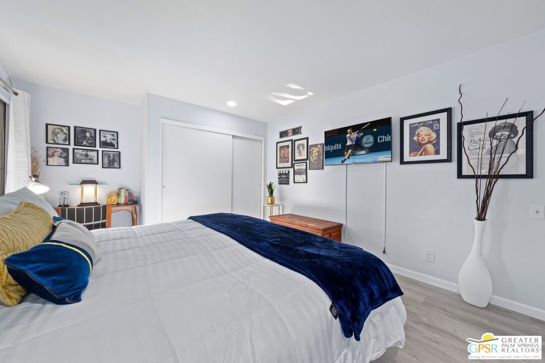 Image 10 for 1655 Palm Canyon Dr #701