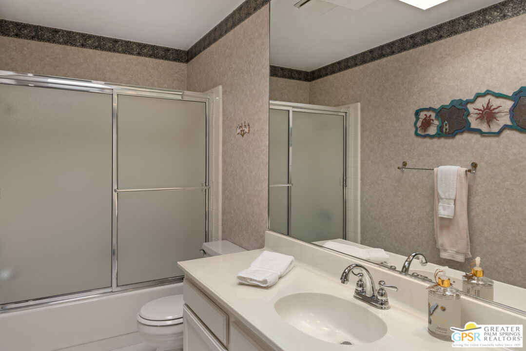 Image 22 for 28   Gerona Dr