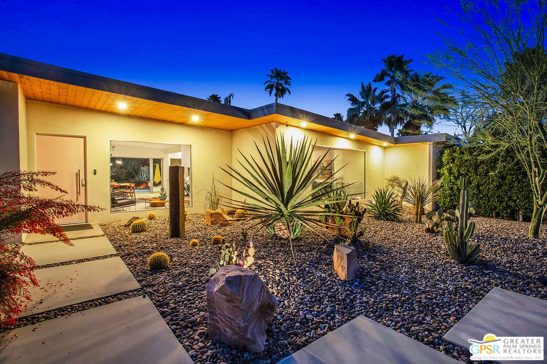 Image Number 1 for 2190 E Desert Palms Dr in Palm Springs