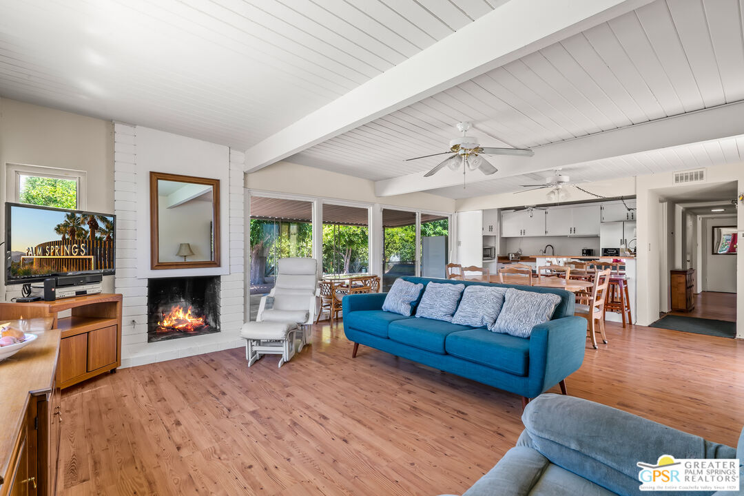 Image Number 1 for 697 S S Beverly Dr in Palm Springs