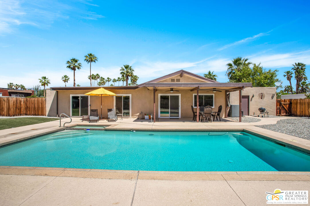 Image Number 3 for 1081 E El Escudero in Palm Springs