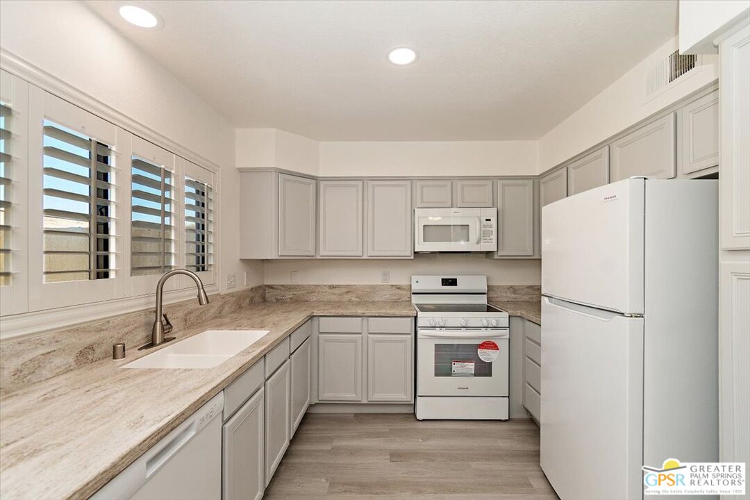 Image 10 for 6037 Arroyo Rd #3