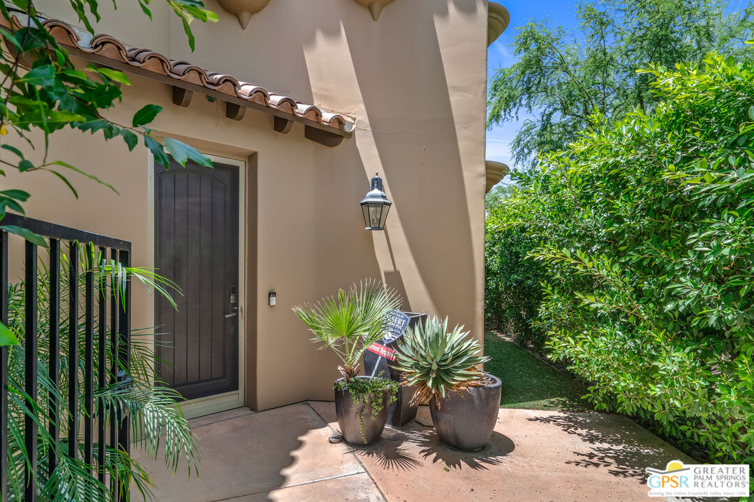 Image 7 for 379 E Ameno Dr